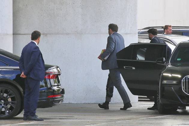 Berlin, Germany, September 24, 2026, Federal Chancellery: Informal meeting with the state premiers; Federal Minister of Finance Lars Klingbeil (SPD) upon arrival Copyright: xdtsxNachrichtenagenturx dts_136322