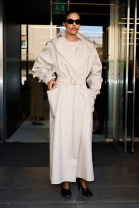 MFW Spring Summer 2027 Max Mara Photocall MP MILAN, ITALY - SEPTEMBER 24: Tina Kunakey attend the Max Mara fashion show during the Milan Fashion Week - Womenswear Spring Summer 2027 on September 24, 2026 in Milan, Italy. Photo by Marco Piovanotto Abacapress.com Milan Italy  Copyright: xPiovanottoxMarco ABACAx