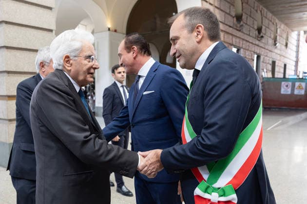 September 24, 2026, Turin, Rome, Italy: The President of the Republic Sergio Mattarella at the Teatro Regio welcomed by Stefano Lo Russo, Mayor of Turin, on the occasion of the Terra Madre and Salone del Gusto ceremony, Turin, 24 09 2026 Turin Italy  - ZUMAa289 20260924_zia_a289_013 Copyright: xAmmendolaxUffxStampax xAgfx
