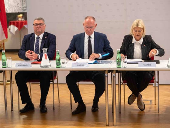 September 24, 2026: Presentation of the Drone Defense Strategy 005; State Secretary at the Federal Ministry of the Interior Jörg Leichtfried (SPÖ), Federal Minister of the Interior Gerhard Karner (ÖVP) and Federal Minister of Defense Klaudia Tanner (ÖVP), from left to right, on September 24, 2026, at