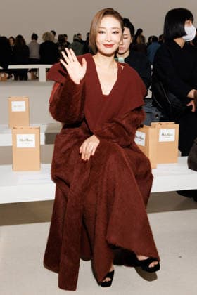 IPA88906347 - Milan, Milan Women™s Fashion Week Spring Summer 2027 - Women™s Fashion, Spring Summer 2027 - Max Mara fashion show - guests - Pictured: Gao Ye  Copyright: xCinziaxCamelax xx IPA88906347