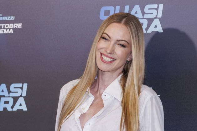 News - Photocall - QUASI VERA Taylor Mega attends the photocall of the movie QUASI VERA on September 24, 2026 at hotel Sina Bernini Bristol, Rome, Italy Rome Hotel Sina Bernini Bristol Italy Copyright: xEmanuelaxVertollix xLiveMediax LPN_2692183