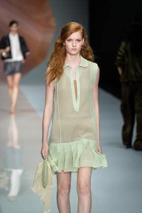 Anteprima fashion show during the Milan Fashion Week - Womenswear Spring Summer 2027 in Milan, Italy, on 24 September 2026. A model walks the runway at Anteprima fashion show during the Milan Fashion Week - Womenswear Spring Summer 2027 in Milan, Italy, on 24 September 2026., Credit:Stefano Costantino TTL Stefano Costantino Avalon Italy, Milan  Copyright: xStefanoxCostantinoxTTLx xStefanoxCostantinox xAvalonx 1137815150