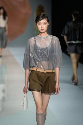 Anteprima fashion show during the Milan Fashion Week - Womenswear Spring Summer 2027 in Milan, Italy, on 24 September 2026. A model walks the runway at Anteprima fashion show during the Milan Fashion Week - Womenswear Spring Summer 2027 in Milan, Italy, on 24 September 2026., Credit:Stefano Costantino TTL Stefano Costantino Avalon Italy, Milan  Copyright: xStefanoxCostantinoxTTLx xStefanoxCostantinox xAvalonx 1137815181