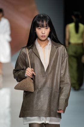 Anteprima fashion show during the Milan Fashion Week - Womenswear Spring Summer 2027 in Milan, Italy, on 24 September 2026. A model walks the runway at Anteprima fashion show during the Milan Fashion Week - Womenswear Spring Summer 2027 in Milan, Italy, on 24 September 2026., Credit:Stefano Costantino TTL Stefano Costantino Avalon Italy, Milan  Copyright: xStefanoxCostantinoxTTLx xStefanoxCostantinox xAvalonx 1137815296