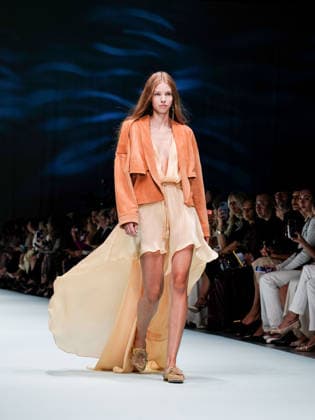 IPA88905280 - Milan, Milan Women™s Fashion Week Spring Summer 2027 - Women™s Fashion, Spring Summer 2027 - Genny fashion show - pictured on the runway: Model.  Copyright: xEmanuelexDexCarlix xEmanuelexDexCarlix IPA88905280