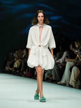 IPA88905341 - Milan, Milan Women™s Fashion Week Spring Summer 2027 - Women™s Fashion, Spring Summer 2027 - Genny fashion show - pictured on the runway: Model.  Copyright: xEmanuelexDexCarlix xEmanuelexDexCarlix IPA88905341
