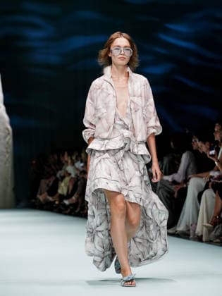 IPA88906609 - Milan, Milan Women™s Fashion Week Spring Summer 2027 - Women™s Fashion, Spring Summer 2027 - Genny fashion show - Pictured on the runway: Model.  Copyright: xEmanuelexDexCarlix xEmanuelexDexCarlix IPA88906609