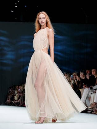 IPA88906717 - Milan, Milan Women™s Fashion Week Spring Summer 2027 - Women™s Fashion, Spring Summer 2027 - Genny fashion show - Pictured on the runway: Model.  Copyright: xEmanuelexDexCarlix xEmanuelexDexCarlix IPA88906717