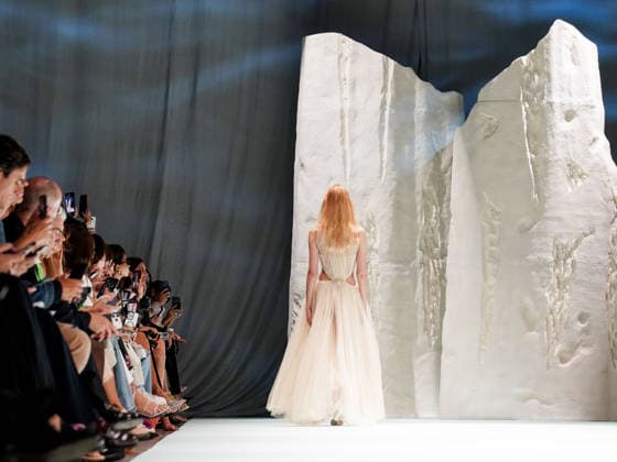 IPA88906719 - Milan, Milan Women™s Fashion Week Spring Summer 2027 - Women™s Fashion, Spring Summer 2027 - Genny fashion show - in the photo: a model on the runway.  Copyright: xEmanuelexDexCarlix xEmanuelexDexCarlix IPA88906719