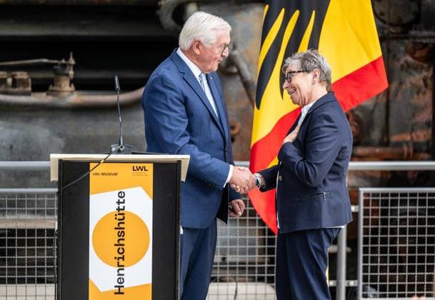 Presentation of the Order of Merit by the Federal President at the Henrichshütte in Hattingen ** FOR EDITORIAL USE ONLY ** EDITORIAL USE ONLY ** p Cari Copyright: MartinxMöller doc87qpf7wcy1y1bzd1khub ,EDITORIAL USE ONLY Copyright: MartinxMöller