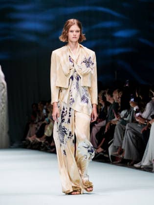 IPA88905326 - Milan, Milan Women™s Fashion Week Spring Summer 2027 - Women™s Fashion, Spring Summer 2027 - Genny fashion show - pictured on the runway: Model.  Copyright: xEmanuelexDexCarlix xEmanuelexDexCarlix IPA88905326