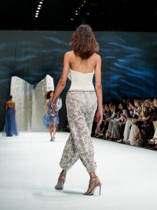 IPA88906675 - Milan, Milan Women™s Fashion Week Spring Summer 2027 - Women™s Fashion, Spring Summer 2027 - Genny fashion show - pictured on the runway: Model.  Copyright: xEmanuelexDexCarlix xEmanuelexDexCarlix IPA88906675