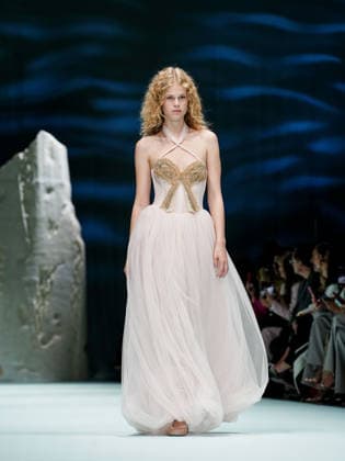 IPA88906704 - Milan, Milan Women™s Fashion Week Spring Summer 2027 - Women™s Fashion, Spring Summer 2027 - Genny fashion show - pictured on the runway: Model.  Copyright: xEmanuelexDexCarlix xEmanuelexDexCarlix IPA88906704
