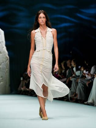 IPA88905291 - Milan, Milan Women™s Fashion Week Spring Summer 2027 - Women™s Fashion, Spring Summer 2027 - Genny fashion show - pictured on the runway: Model.  Copyright: xEmanuelexDexCarlix xEmanuelexDexCarlix IPA88905291