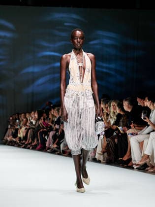 IPA88905274 - Milan, Milan Women™s Fashion Week Spring Summer 2027 - Women™s Fashion, Spring Summer 2027 - Genny fashion show - pictured on the runway: Model.  Copyright: xEmanuelexDexCarlix xEmanuelexDexCarlix IPA88905274