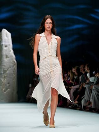 IPA88905289 - Milan, Milan Women™s Fashion Week Spring Summer 2027 - Women™s Fashion, Spring Summer 2027 - Genny fashion show - pictured on the runway: Model.  Copyright: xEmanuelexDexCarlix xEmanuelexDexCarlix IPA88905289