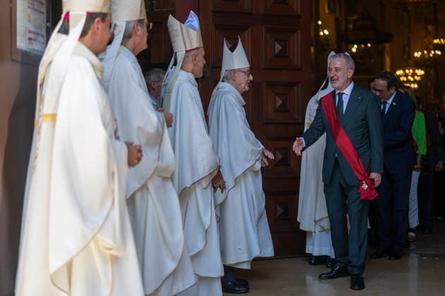 La Mercè Festival in Barcelona: Barcelona Mayor Jaume Collboni during the La Mercè public procession on September 24, 2026, in Barcelona, Catalonia, Spain. The 2026 Mercè Festival will be held in Barcelona from September 23 to 27. As the city’s major festival, this year’s festival features more than 109 free concerts, street performances, and its iconic cultural traditions. SEPTEMBER 24, 2026 Lorena Sopê Spain  Copyright: xLorenaxSopÃªnax 7796657