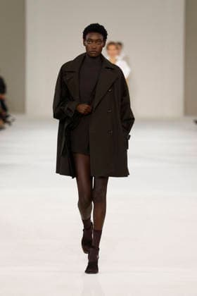 Runway at the Max Mara fashion show during Milan Fashion Week Women s Spring Summer 2027 on September 24, 2026, in Milan, Italy Bestimage Milan, Italy  Copyright: xAgencex xBestimagexAgencex xBestimagex