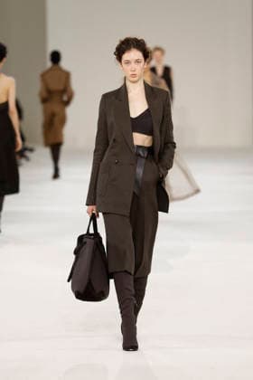 Runway at the Max Mara fashion show during Milan Fashion Week Women s Spring Summer 2027 on September 24, 2026, in Milan, Italy Bestimage Milan, Italy  Copyright: xAgencex xBestimagexAgencex xBestimagex