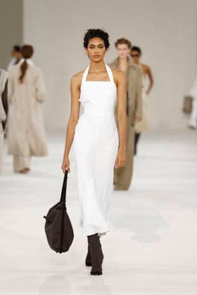 Runway at the Max Mara fashion show during Milan Fashion Week Women s Spring Summer 2027 on September 24, 2026, in Milan, Italy Bestimage Milan, Italy  Copyright: xAgencex xBestimagexAgencex xBestimagex
