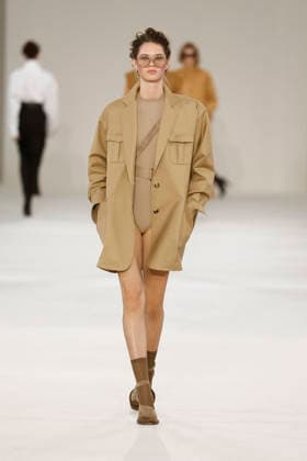Runway at the Max Mara fashion show during Milan Fashion Week Women s Spring Summer 2027 on September 24, 2026, in Milan, Italy Bestimage Milan, Italy  Copyright: xAgencex xBestimagexAgencex xBestimagex