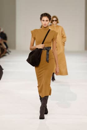 Runway at the Max Mara fashion show during Milan Fashion Week Women s Spring Summer 2027 on September 24, 2026, in Milan, Italy Bestimage Milan, Italy  Copyright: xAgencex xBestimagexAgencex xBestimagex