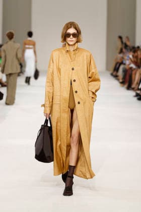 Runway at the Max Mara fashion show during Milan Fashion Week Women s Spring Summer 2027 on September 24, 2026, in Milan, Italy Bestimage Milan, Italy  Copyright: xAgencex xBestimagexAgencex xBestimagex