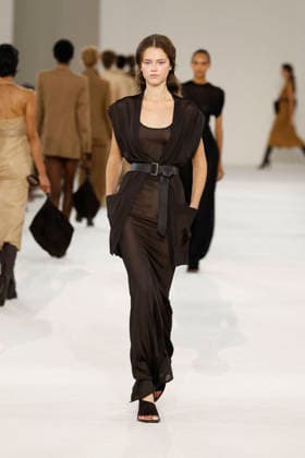 Runway at the Max Mara fashion show during Milan Fashion Week Women s Spring Summer 2027 on September 24, 2026, in Milan, Italy Bestimage Milan, Italy  Copyright: xAgencex xBestimagexAgencex xBestimagex