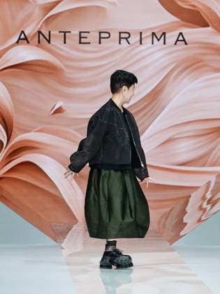 IPA88910909 - Milan, Milan Women™s Fashion Week Spring Summer 2027 - Women™s Fashion, Spring Summer 2027 - Anteprima fashion show - pictured on the runway: designer Izumi Ogino  Copyright: xEmanuelexDexCarlix xEmanuelexDexCarlix IPA88910909