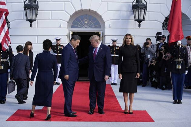 DC: Chinese President Xi Jinping State Visit United States President Donald J Trump and first lady Melania Trump welcome President Xi Jinping, of The People’s Republic of China, and Madame Peng Liyuan for a State Visit on the South Portico of the White House in Washington, DC on Thursday, September 24, 2026. Credit: Yuri Gripas Pool via CNP Washington District of Columbia United States  Copyright: xPool ABACAx