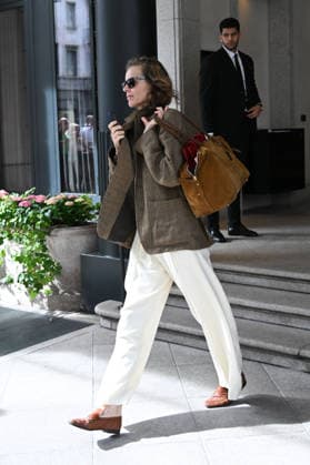 IPA88912691 - Milan, Fashion Week, leaving Palazzo Parigi In the photo: Eva Herzigova  Copyright: xManuelexMangiarotti ipa-agency.netx xManuelexMangiarottix IPA88912691