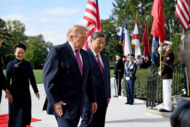 DC: Chinese President Xi Jinping State Visit United States President Donald J Trump and first lady Melania Trump welcome President Xi Jinping, of The People’s Republic of China, and Madame Peng Liyuan for a State Visit on the South Portico of the White House in Washington, DC on Thursday, September 24, 2026. Credit: Annabelle Gordon Pool via CNP Washington District of Columbia United States  Copyright: xPool ABACAx
