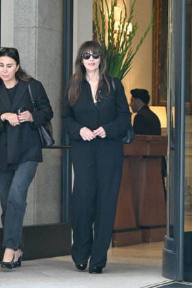 IPA88912754 - Milan, Fashion Week, leaving Palazzo Parigi In the photo: Monica Bellucci  Copyright: xManuelexMangiarotti ipa-agency.netx xManuelexMangiarottix IPA88912754