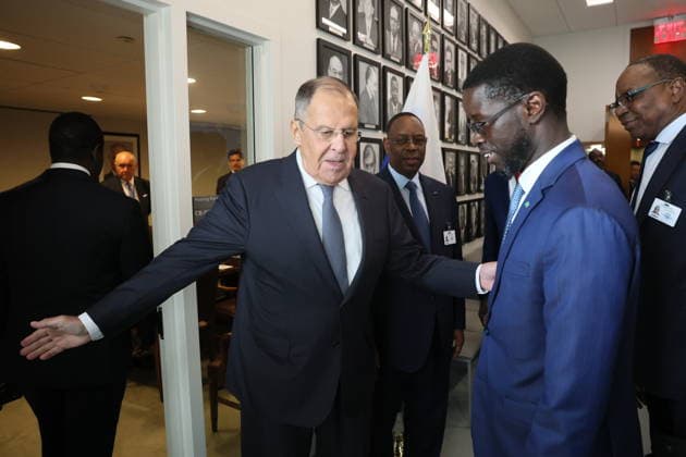 USA, NEW YORK CITY - SEPTEMBER 24, 2026: Russia’s Minister of Foreign Affairs Sergei Lavrov and Senegal’s President Bassirou Diomaye Faye (L-R front) are seen before a meeting at the UN Headquarters on the sidelines of the 81st session of the UN General Assembly. Alexander Shcherbak TASS  98247161