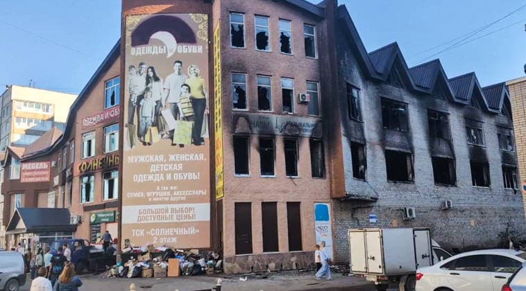 RUSSIA, STERLITAMAK - SEPTEMBER 24, 2026: The scene of a fire at the Solnechny shopping center. The fire broke out on the shopping center’s second floor on September 22, spreading over 2,100 sq meters and killing four people. Video grab. Best possible quality. Ilfat Kinzyabayev TASS  98243776