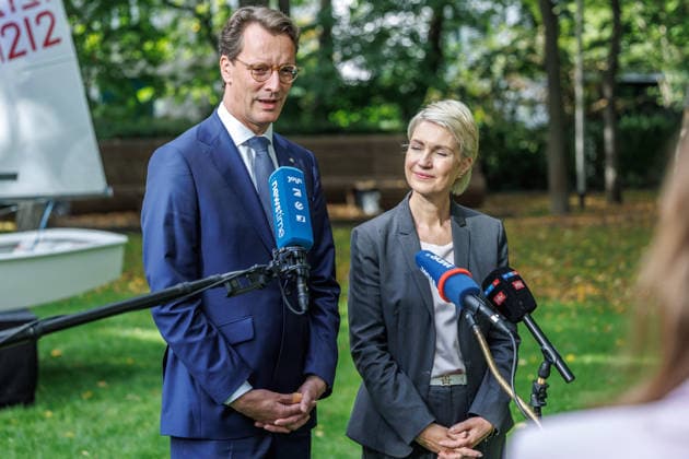 Bid for the Olympic and Paralympic Games in Cologne-Rhine-Ruhr: Minister President Hendrik Wuest and Minister President Manuela Schwesig at an event related to the bid for the Olympic and Paralympic Games in Cologne-Rhine-Ruhr on September 24, 2026, in Berlin, Berlin, Berlin, Germany, Westwind
