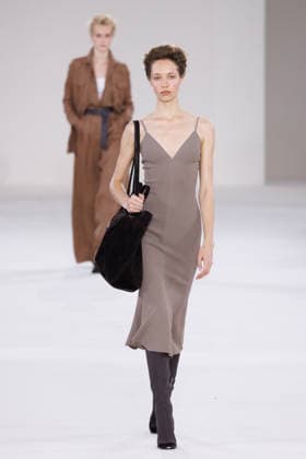 IPA88919617 - Milan, Milan Women™s Fashion Week Spring Summer 2027 - Women™s Fashion, Spring Summer 2027 - Max Mara fashion show - pictured on the runway: Model  Copyright: xCinziaxCamelax xx IPA88919617
