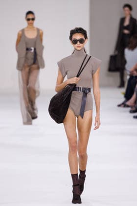 IPA88919645 - Milan, Milan Women™s Fashion Week Spring Summer 2027 - Women™s Fashion, Spring Summer 2027 - Max Mara fashion show - pictured on the runway: Model  Copyright: xCinziaxCamelax xx IPA88919645