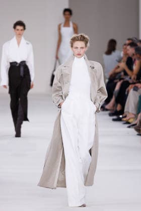 IPA88919657 - Milan, Milan Women™s Fashion Week Spring Summer 2027 - Women™s Fashion, Spring Summer 2027 - Max Mara fashion show - seen on the runway in the photo: Model  Copyright: xCinziaxCamelax xx IPA88919657