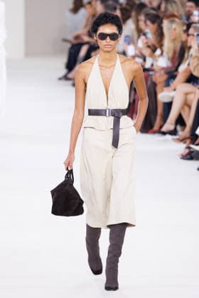 IPA88919663 - Milan, Milan Women™s Fashion Week Spring Summer 2027 - Women™s Fashion, Spring Summer 2027 - Max Mara fashion show - pictured on the runway: Model  Copyright: xCinziaxCamelax xx IPA88919663