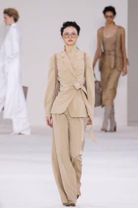 IPA88919674 - Milan, Milan Women™s Fashion Week Spring Summer 2027 - Women™s Fashion, Spring Summer 2027 - Max Mara fashion show - pictured on the runway: Model  Copyright: xCinziaxCamelax xx IPA88919674