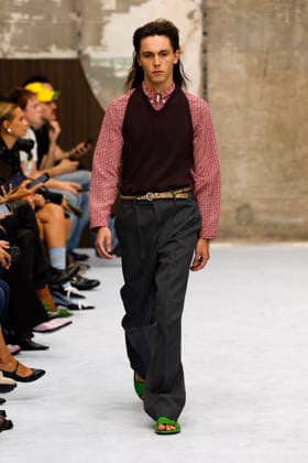 Runway at the Marni fashion show during Milan Fashion Week Women s Spring Summer 2027 on September 23, 2026, in Milan, Italy Bestimage Milan, Italy  Copyright: xAgencex xBestimagexAgencex xBestimagex