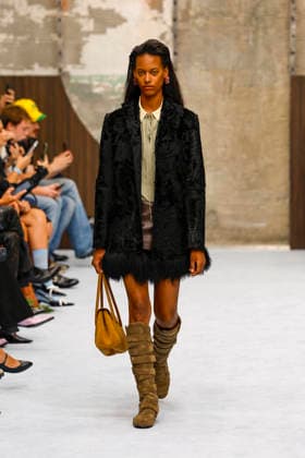 Runway at the Marni fashion show during Milan Fashion Week Women s Spring Summer 2027 on September 23, 2026, in Milan, Italy Bestimage Milan, Italy  Copyright: xAgencex xBestimagexAgencex xBestimagex