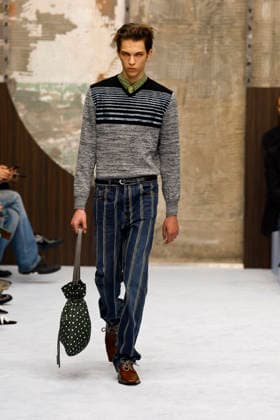 Runway at the Marni fashion show during Milan Fashion Week Women s Spring Summer 2027 on September 23, 2026, in Milan, Italy Bestimage Milan, Italy  Copyright: xAgencex xBestimagexAgencex xBestimagex