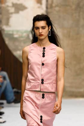 Runway at the Marni fashion show during Milan Fashion Week Women s Spring Summer 2027 on September 23, 2026, in Milan, Italy Bestimage Milan, Italy  Copyright: xAgencex xBestimagexAgencex xBestimagex