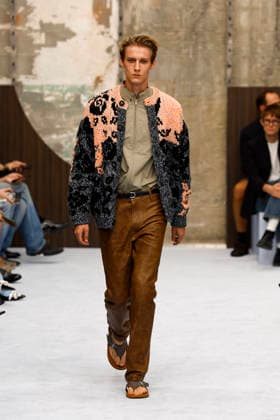 Runway at the Marni fashion show during Milan Fashion Week Women s Spring Summer 2027 on September 23, 2026, in Milan, Italy Bestimage Milan, Italy  Copyright: xAgencex xBestimagexAgencex xBestimagex