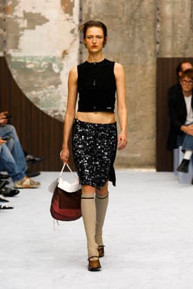 Runway at the Marni fashion show during Milan Fashion Week Women s Spring Summer 2027 on September 23, 2026, in Milan, Italy Bestimage Milan, Italy  Copyright: xAgencex xBestimagexAgencex xBestimagex