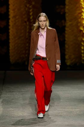 Runway at the Onitsuka Tiger fashion show during Milan Fashion Week Women s Spring Summer 2027 on September 23, 2026, in Milan, Italy Bestimage Milano Italy  Copyright: xAgencex xBestimagexAgencex xBestimagex