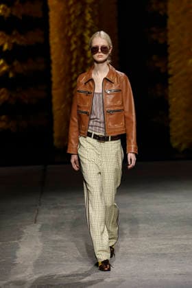Runway at the Onitsuka Tiger fashion show during Milan Fashion Week Women s Spring Summer 2027 on September 23, 2026, in Milan, Italy Bestimage Milano Italy  Copyright: xAgencex xBestimagexAgencex xBestimagex